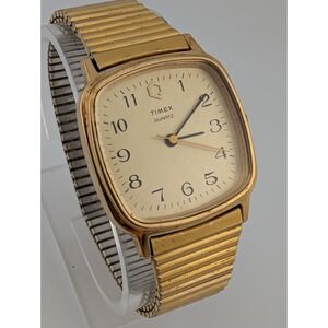 Vintage Timex Q Watch Men 32mm Case Gold Expansion Band M Cell- New Battery
